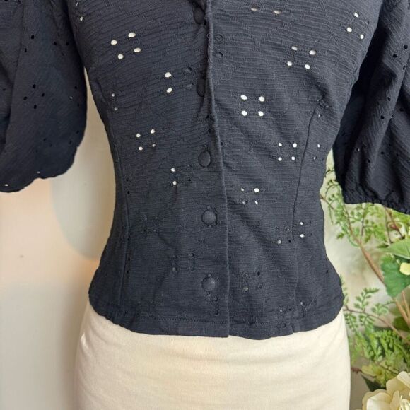 H&M top | black eyelet corset blouse puff sleeves | size small - Picture 5 of 11